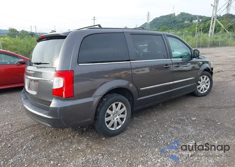 2016 Chrysler Town & Country Touring z USA, uszkodzony, nr VIN 2C4RC1BG2GR187241